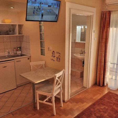 Heviz Erika Apartman מראה חיצוני תמונה