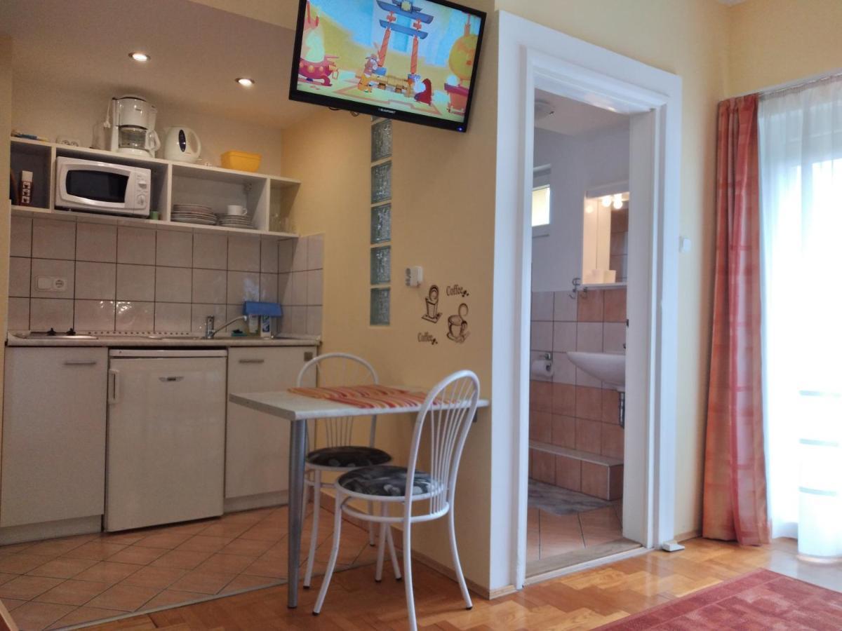 Heviz Erika Apartman מראה חיצוני תמונה